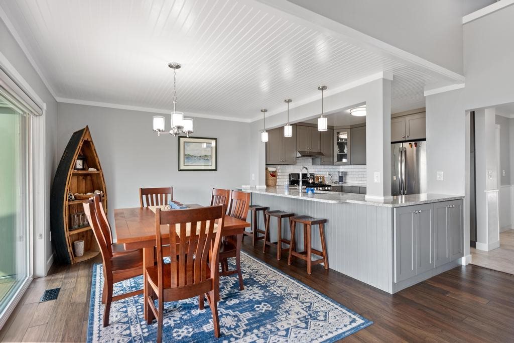 1004 Marina Bluff Drive