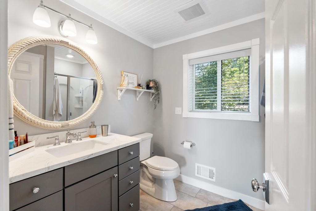 1004 Marina Bluff Drive