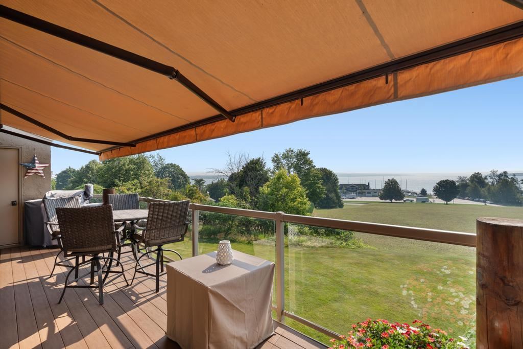 1004 Marina Bluff Drive