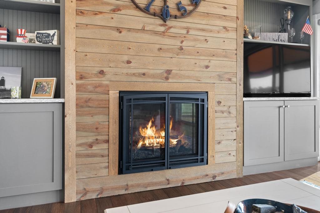 1004 Marina Bluff Drive