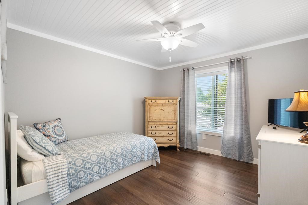 1004 Marina Bluff Drive