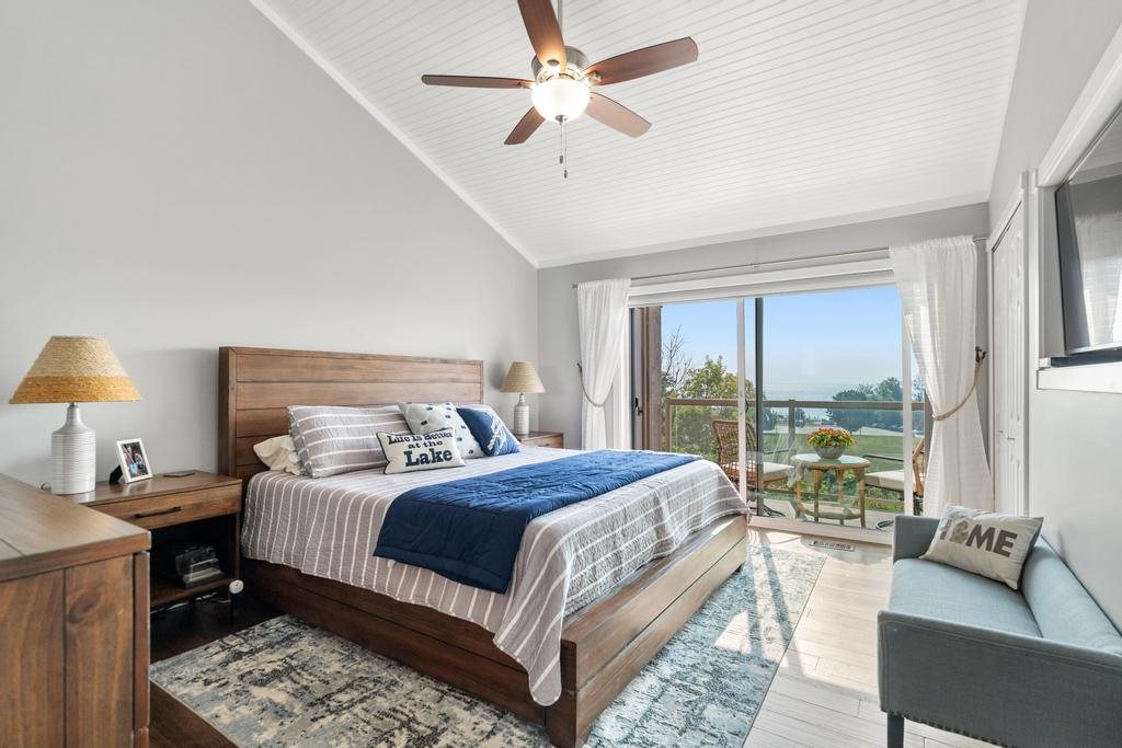 1004 Marina Bluff Drive