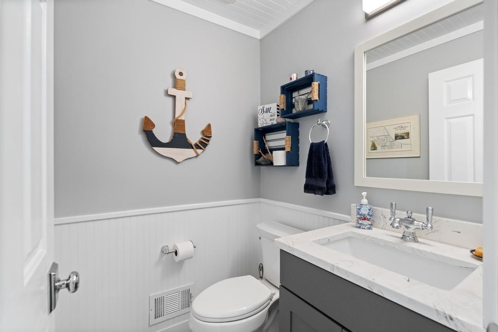 1004 Marina Bluff Drive