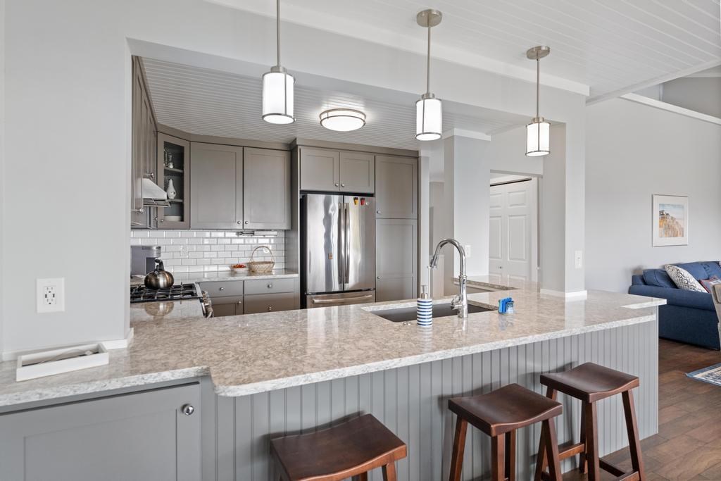 1004 Marina Bluff Drive