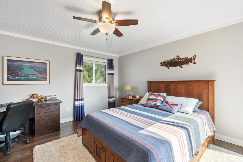 1004 Marina Bluff Drive