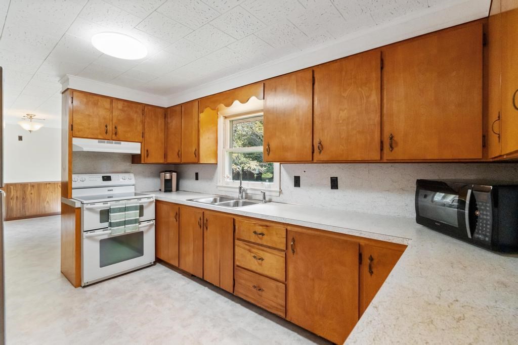 00974 N Advance Road