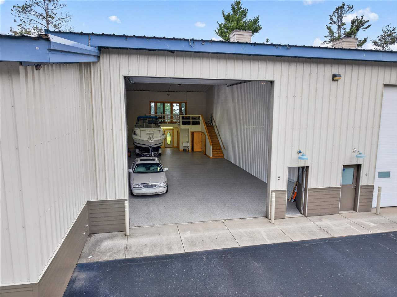 9376 Watersview Drive Unit: 6