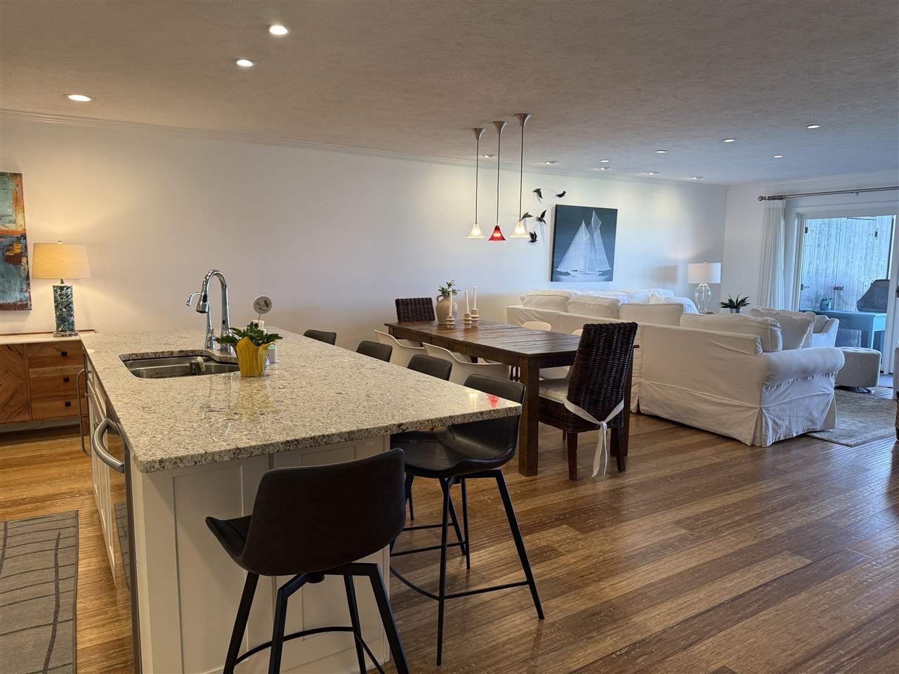 4000 Hemingway Pointe Club Drive Unit: Door 27/Unit 49/Slip 19