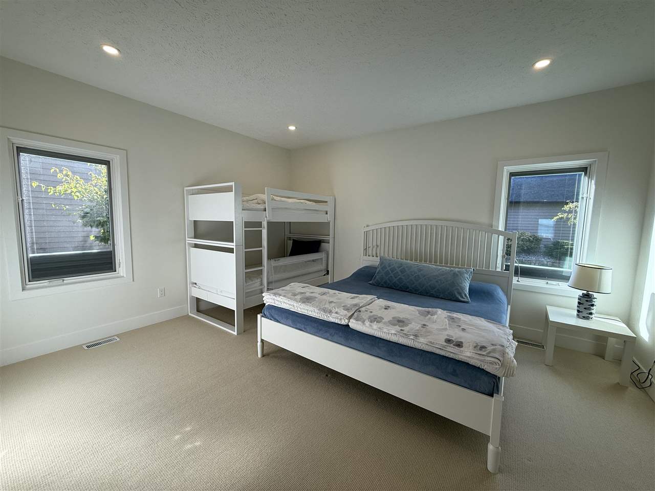 4000 Hemingway Pointe Club Drive Unit: 19