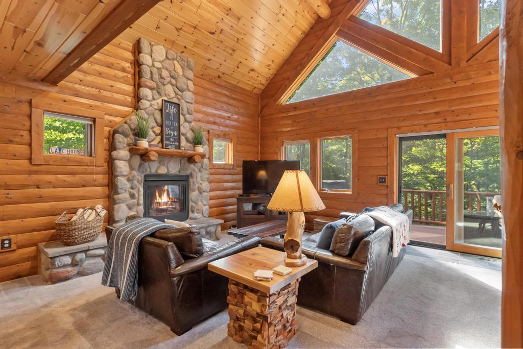 1330 Powder Ridge Drive Unit: Unit#37 / Door #837