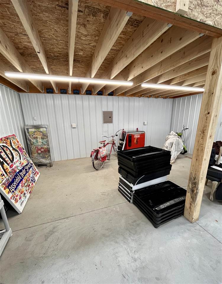 00115 Boyne Valley Storage Drive Unit: Unit 58
