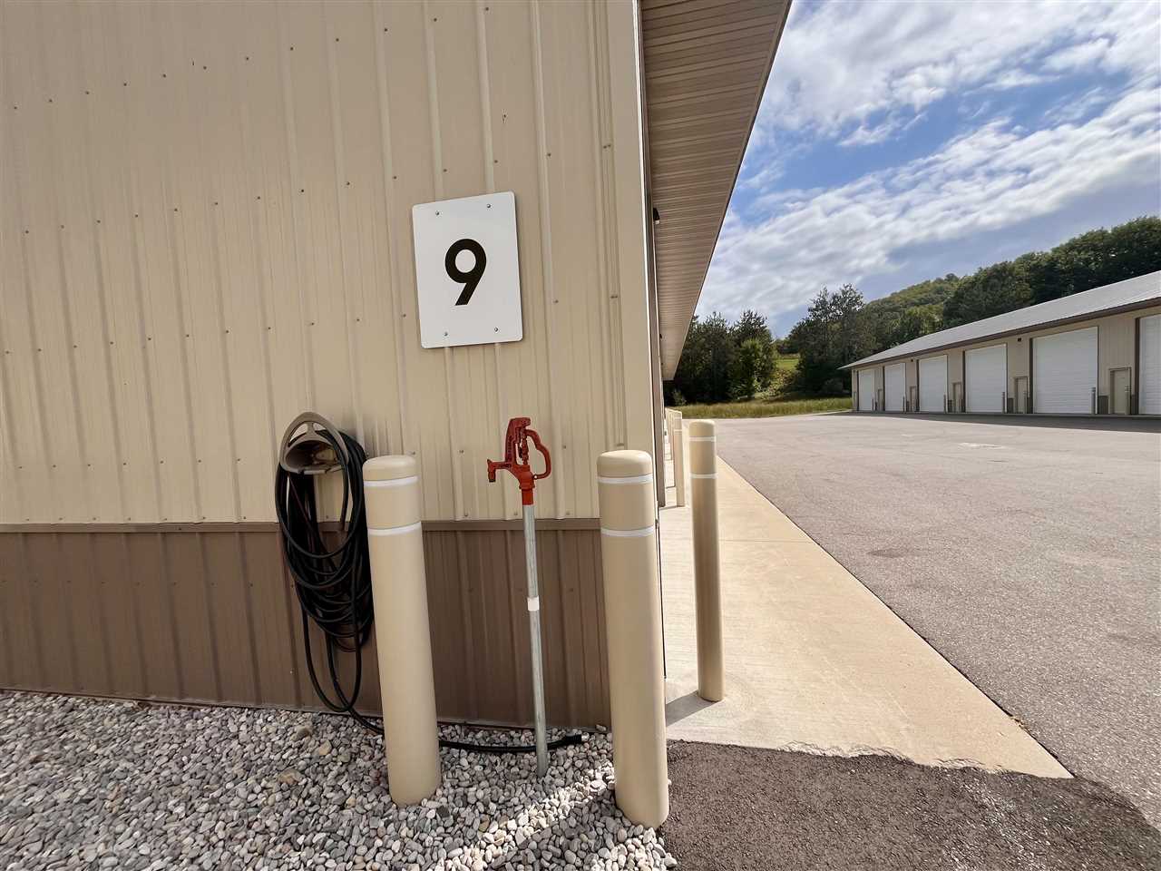 00115 Boyne Valley Storage Drive Unit: Unit 58