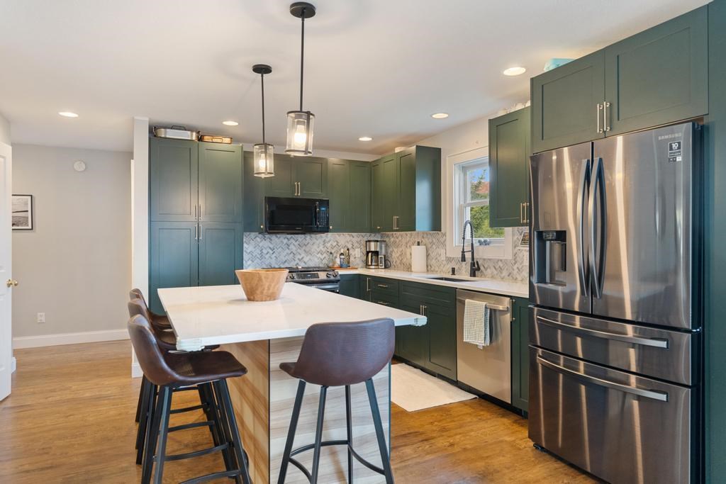 917 Roosevelt Street