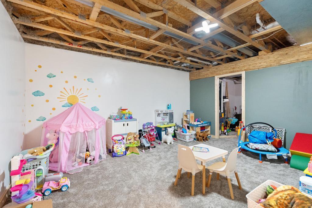 917 Roosevelt Street