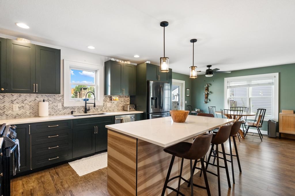 917 Roosevelt Street