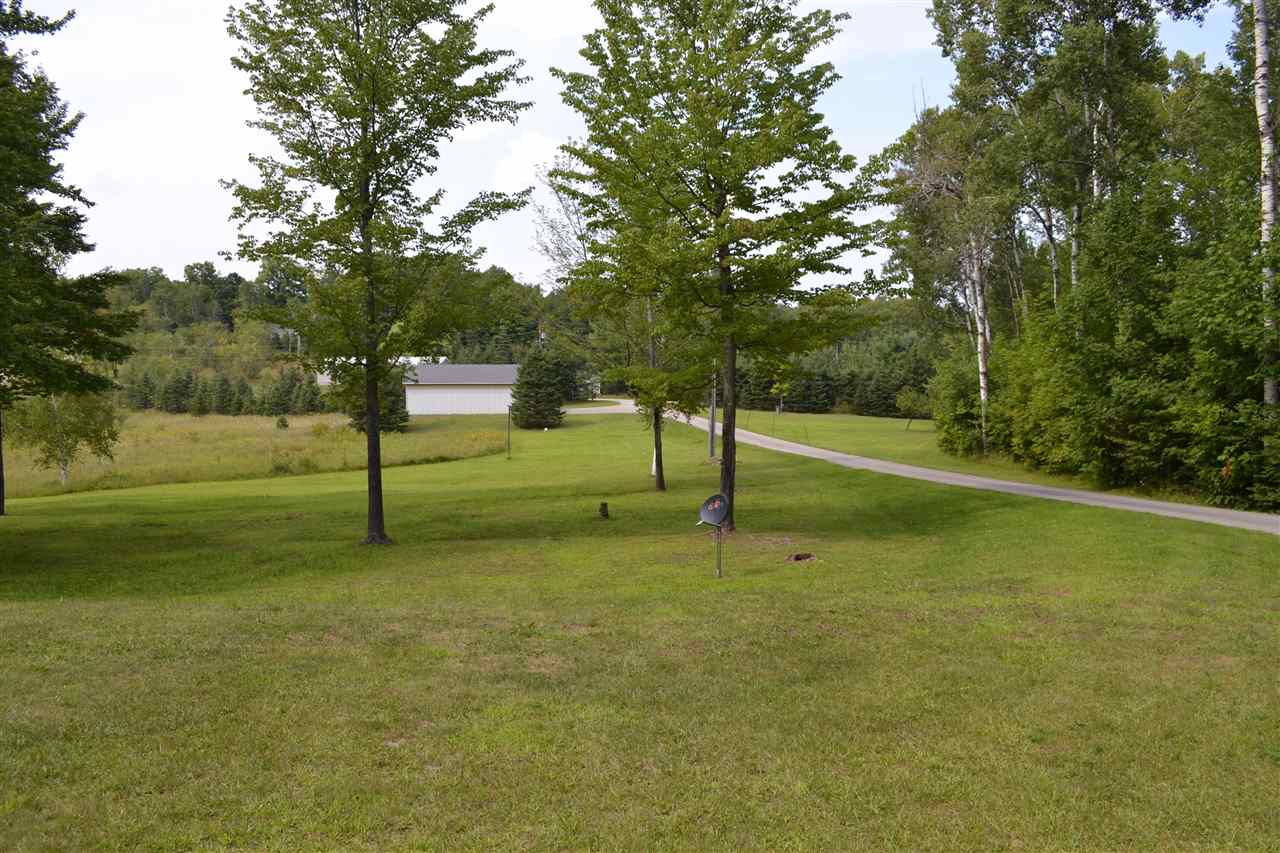 2290 Wildwood Trail