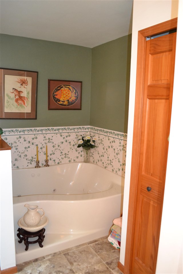 2290 Wildwood Trail