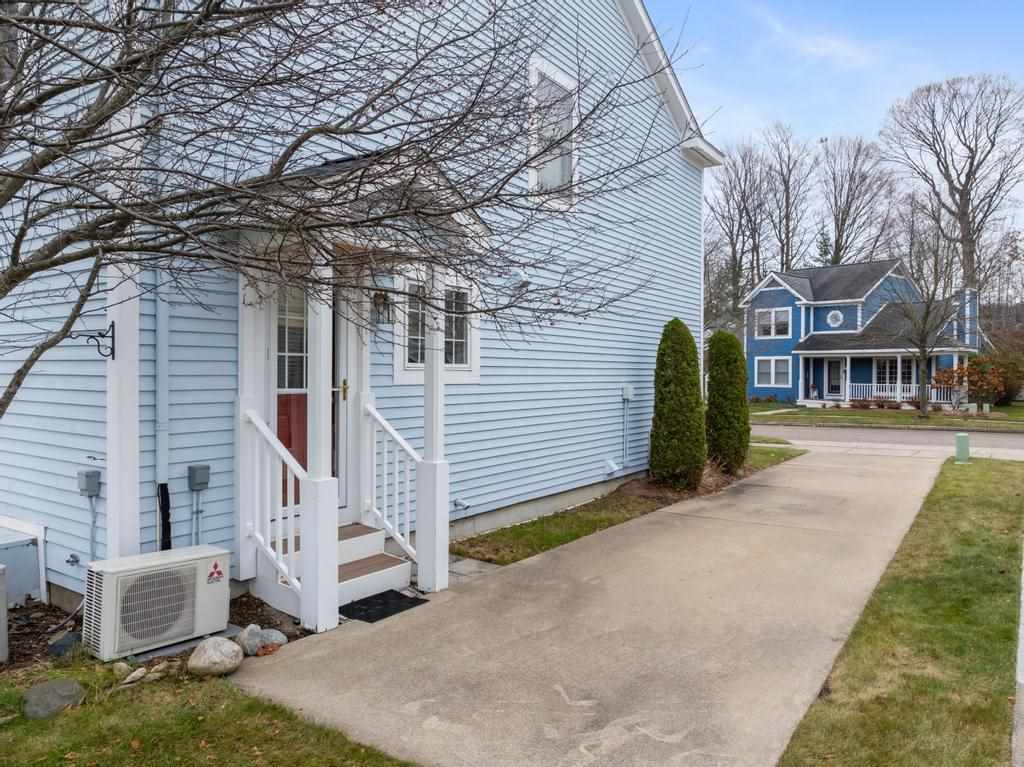 704 Lake Park Drive