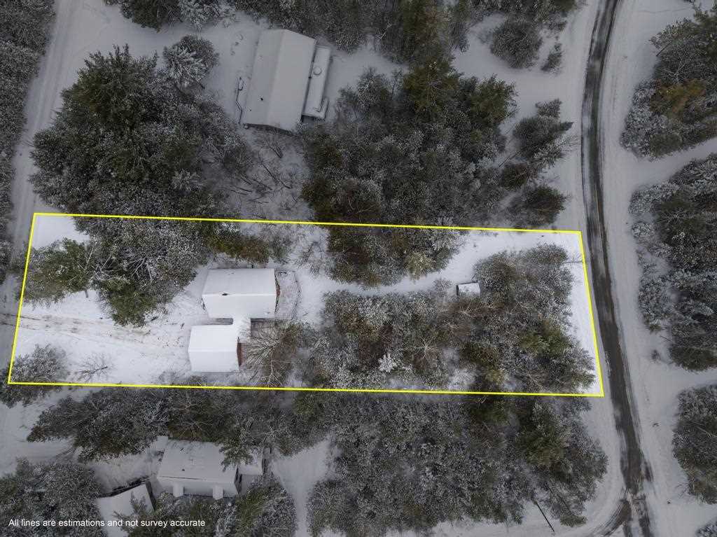 3743 Commodore Drive