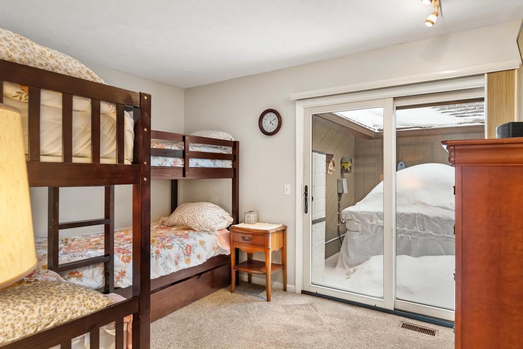 4000 Hemingway Pointe Club Drive Unit: Unit 64, Legal 36, Slip 46