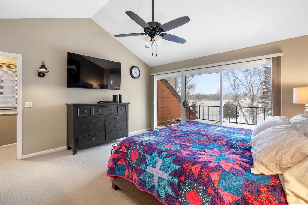 4000 Hemingway Pointe Club Drive Unit: Unit 64, Legal 36, Slip 46