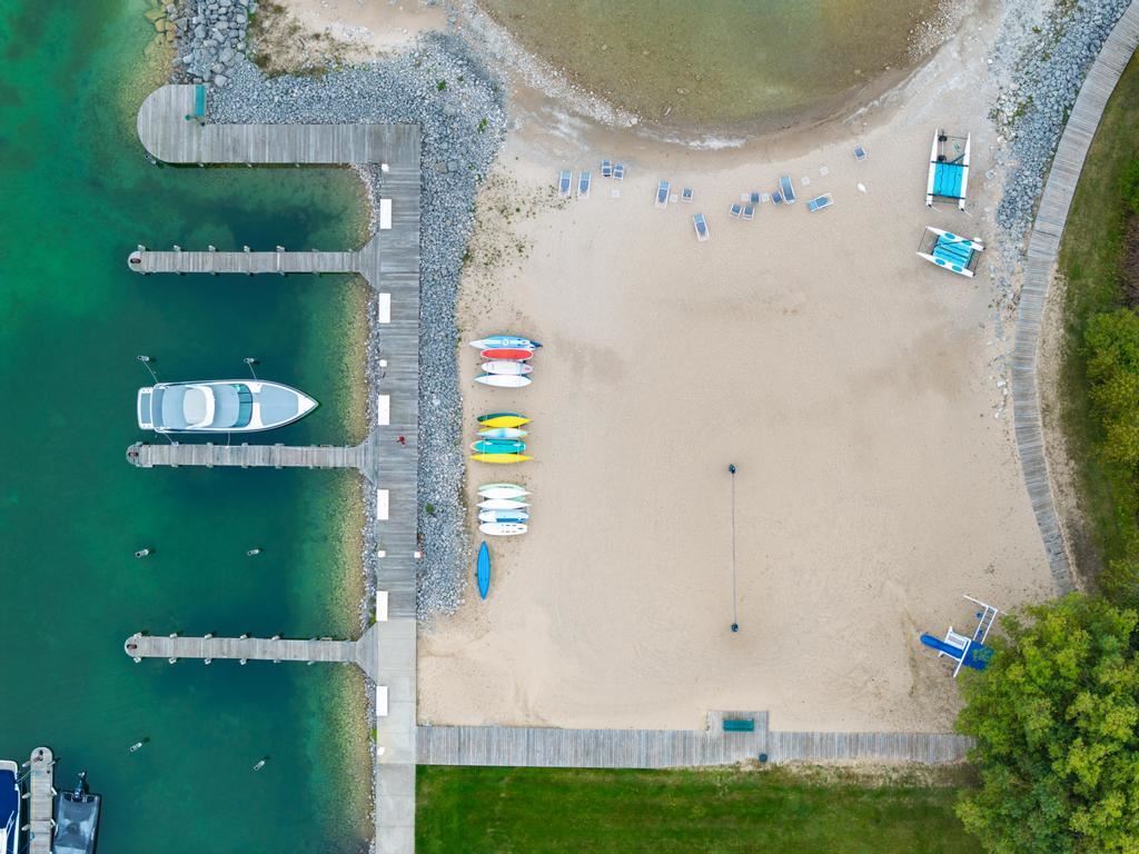 4000 Hemingway Pointe Club Drive Unit: 64