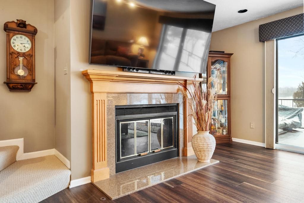 4000 Hemingway Pointe Club Drive Unit: Unit 64, Legal 36, Slip 46