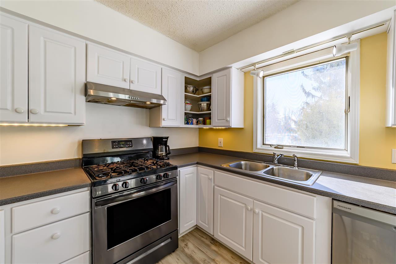 3163 Mayberry Hill