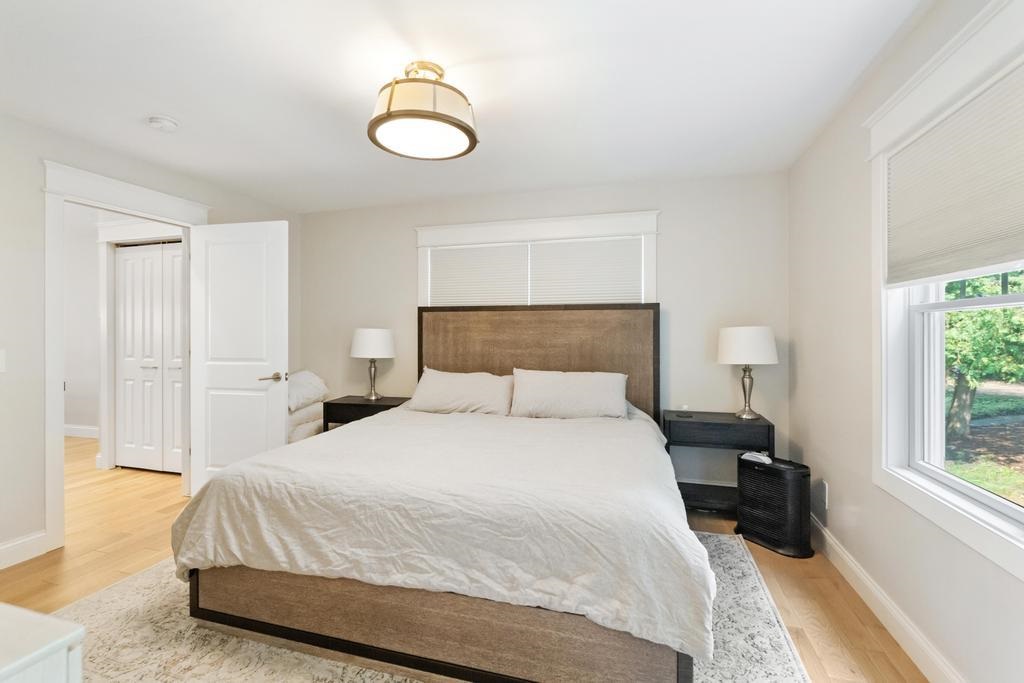 3312 Springwater Beach Road