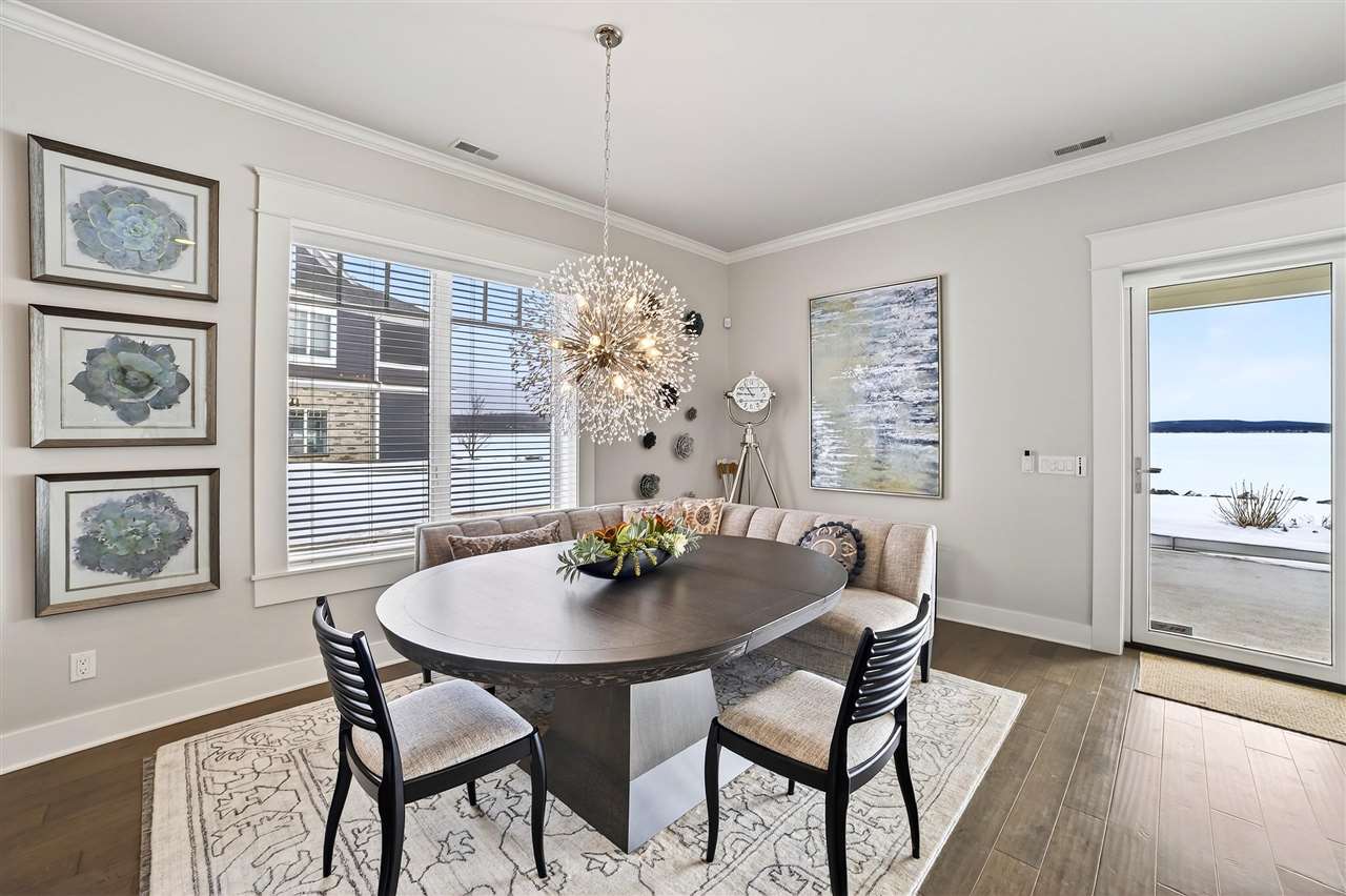 00924 Pointe Drive (pvt) Unit 49