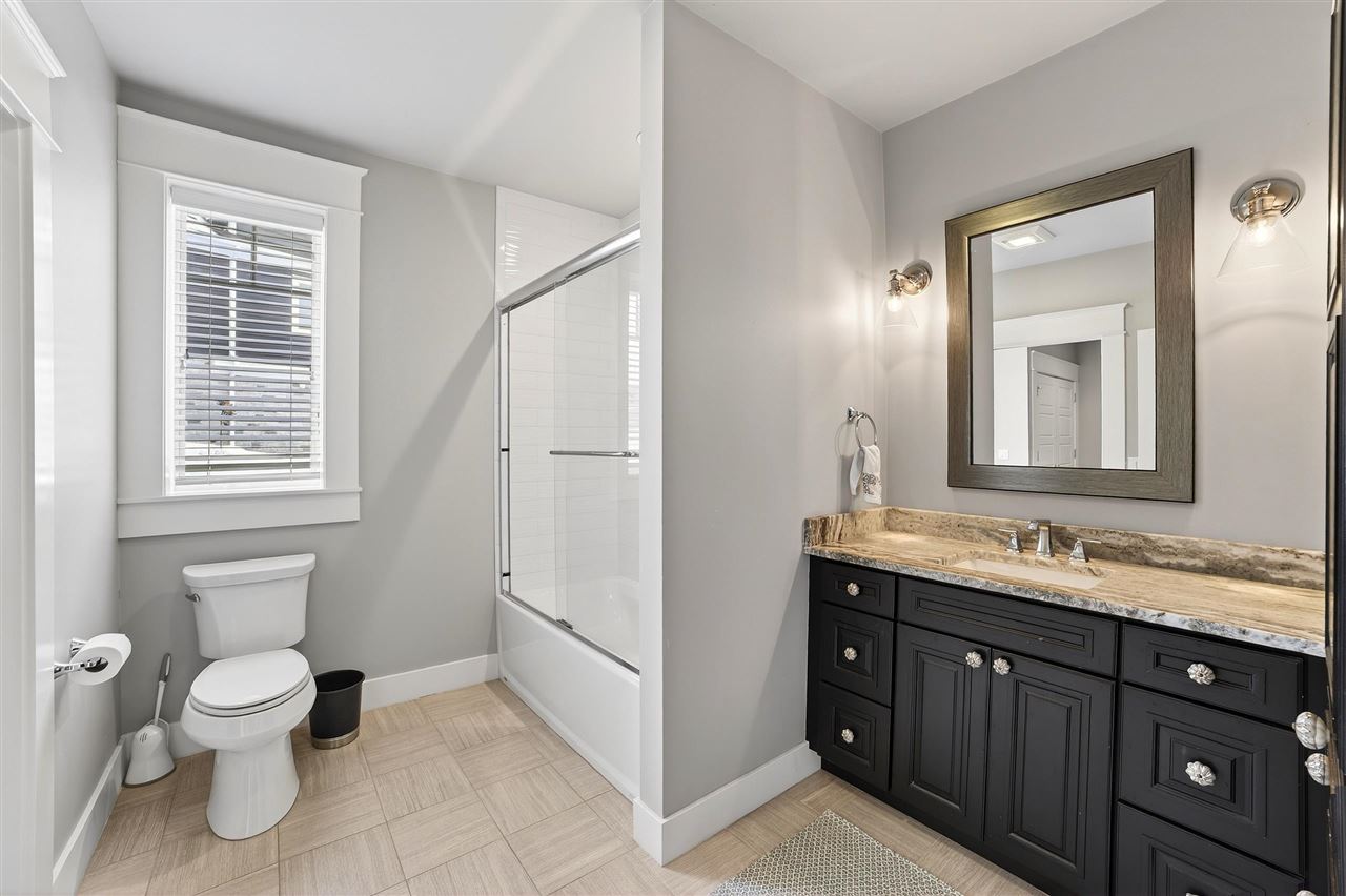 00924 Pointe Drive (pvt) Unit 49