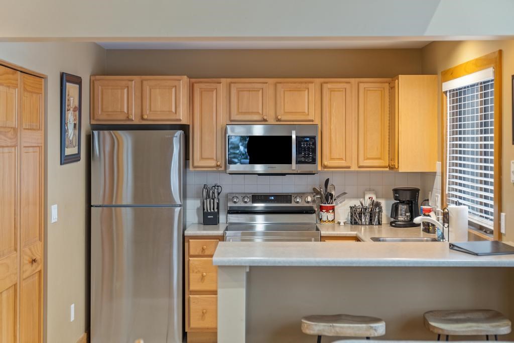 2136 Deerview Drive Unit: 62