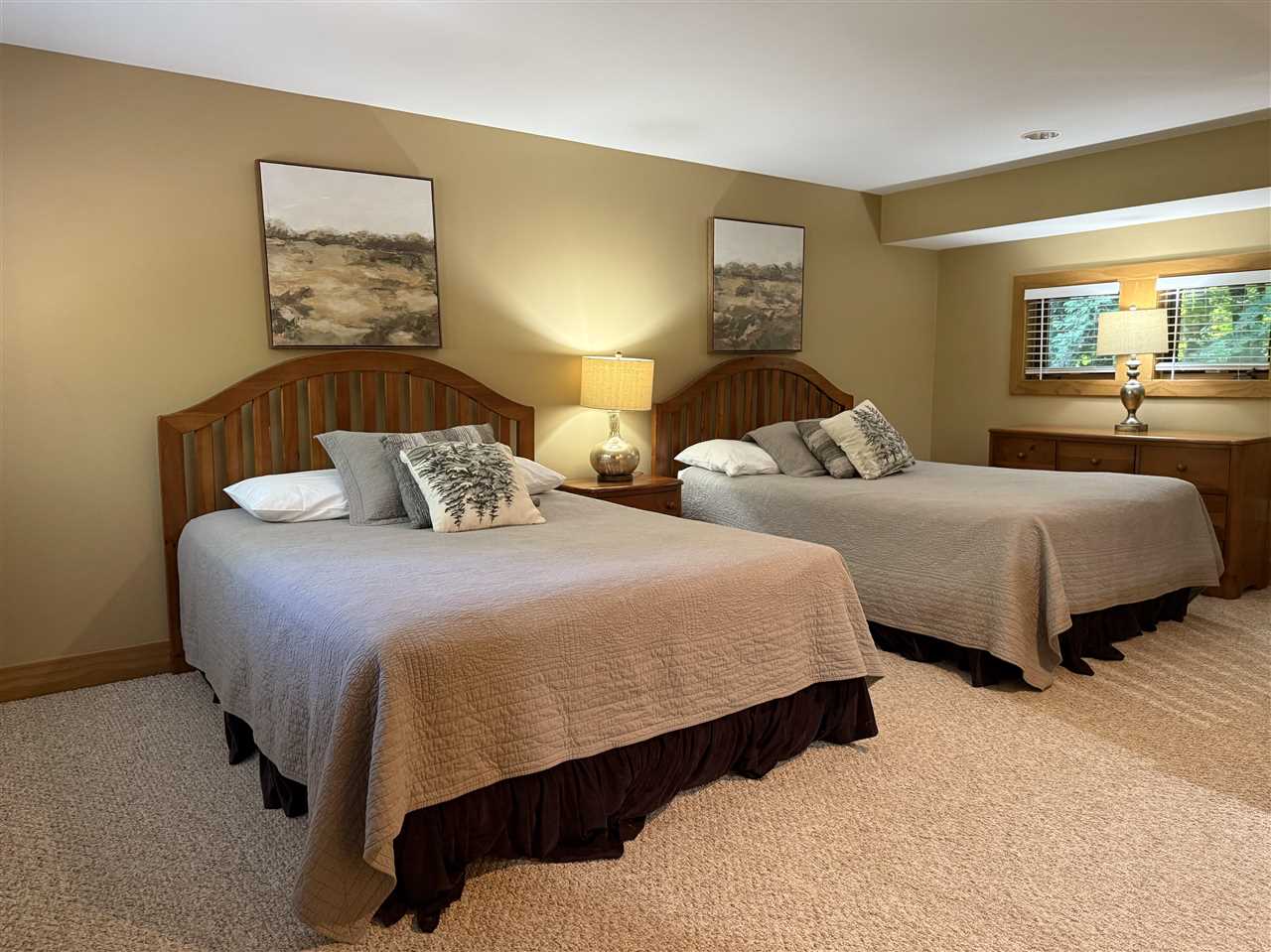 2136 Deerview Drive Unit: 62