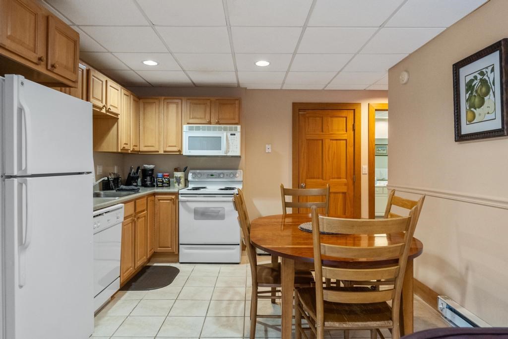 2136 Deerview Drive Unit: 62