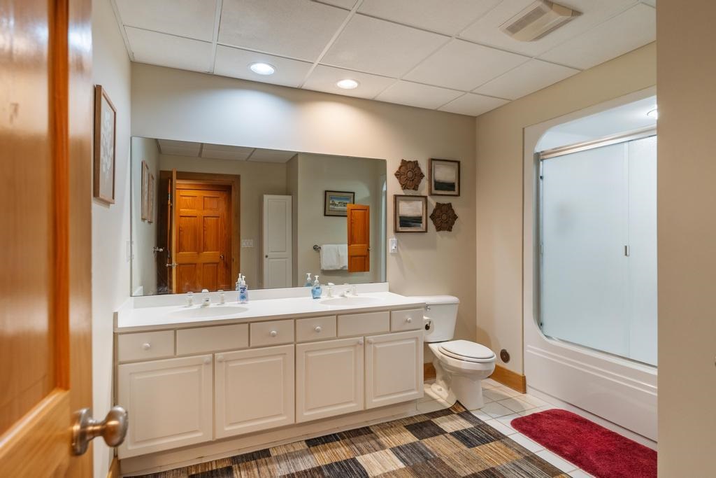 2136 Deerview Drive Unit: 62