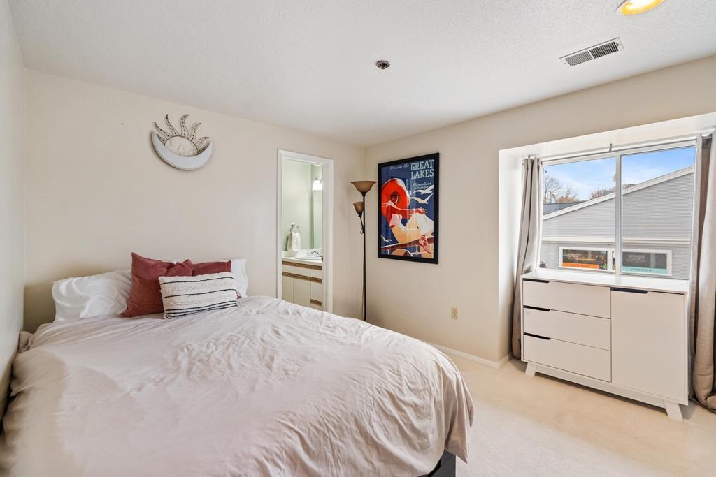 6 W Main Street Unit: Unit 1