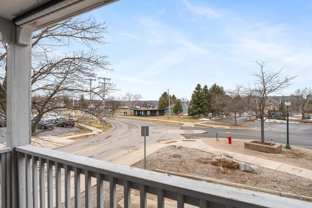 6 W Main Street Unit: 1