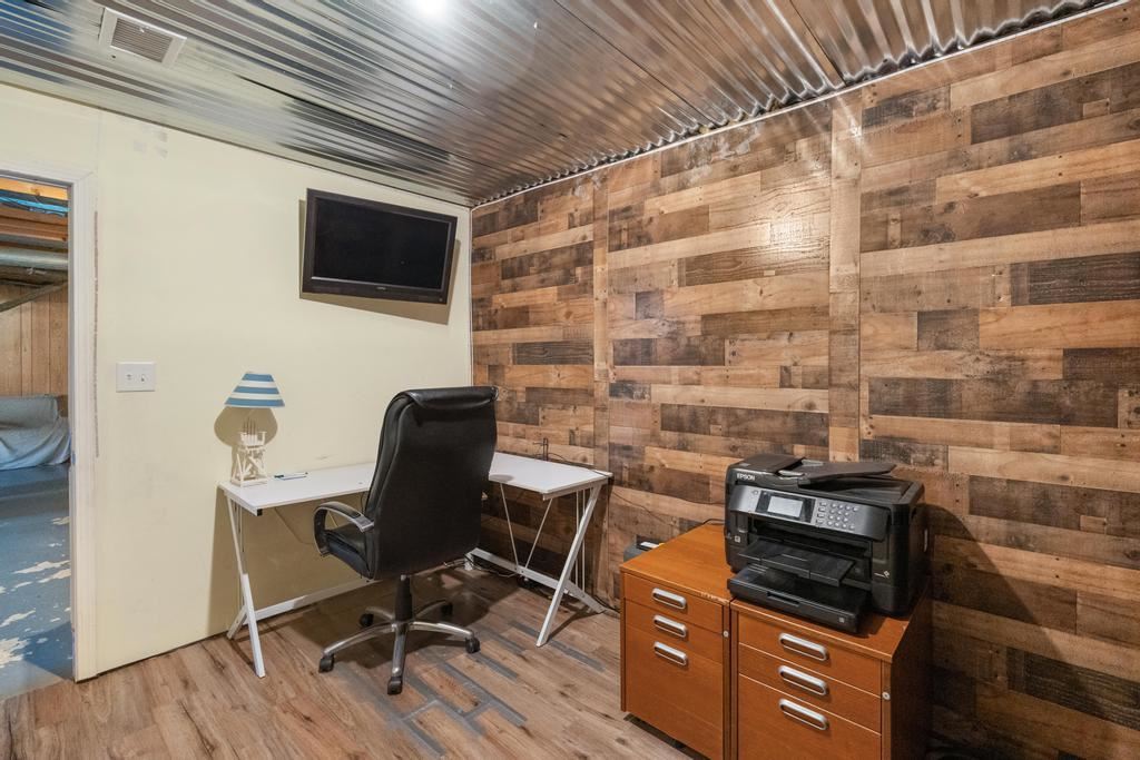 1002 St. Johns Drive