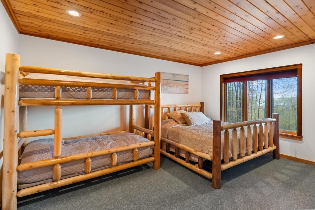2050 Timber Ridge Trail