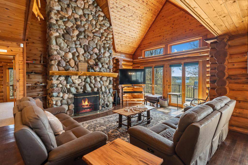 2050 Timber Ridge Trail