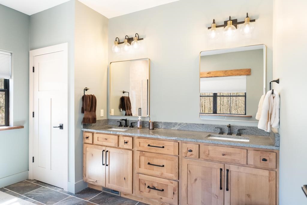 895 High Pines Trail