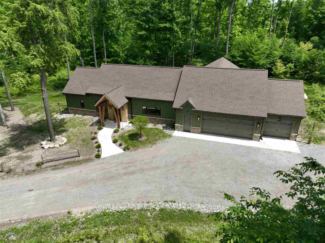 895 High Pines Trail