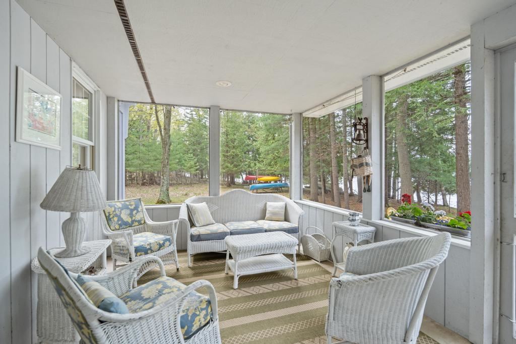 2483 Hidden Valley Lane