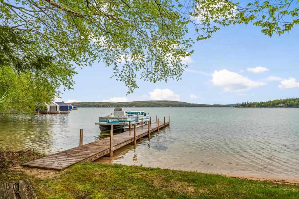 353 E Shadow Trails Road