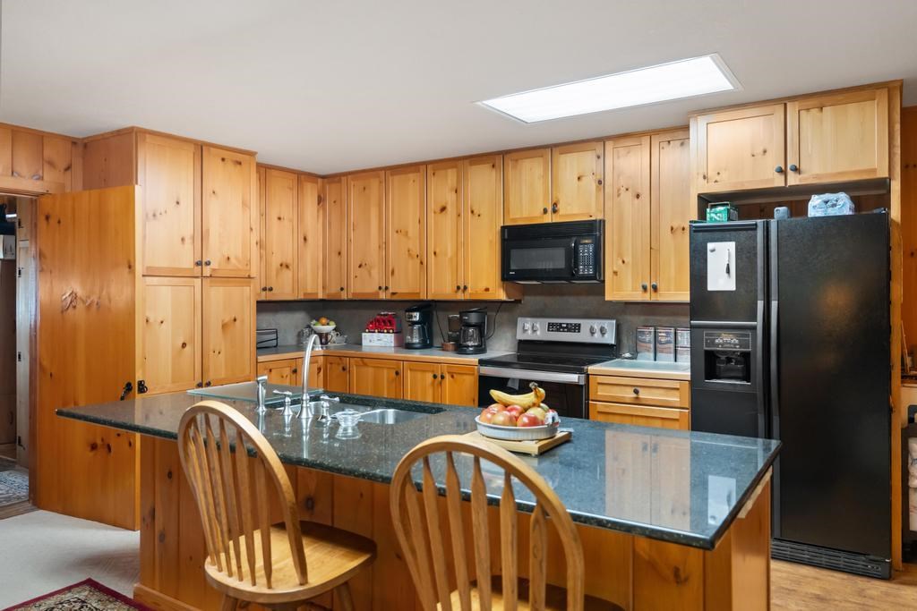 353 E Shadow Trails Road