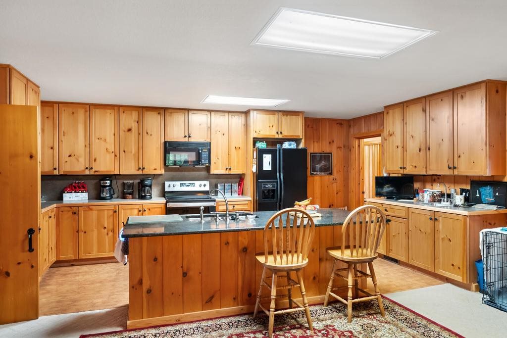 353 E Shadow Trails Road