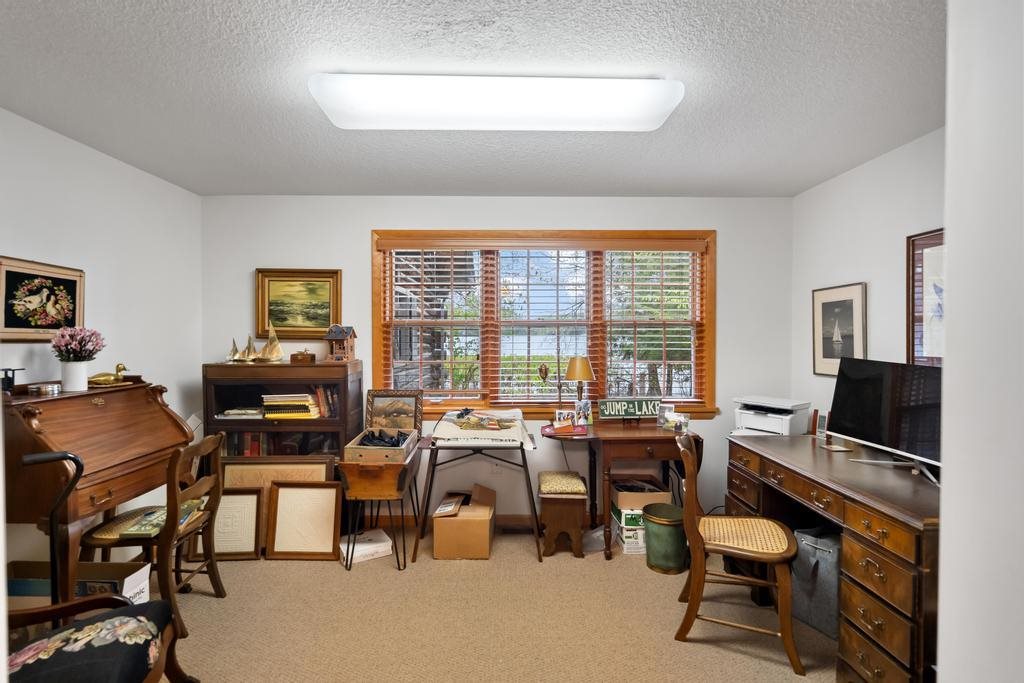 353 E Shadow Trails Road