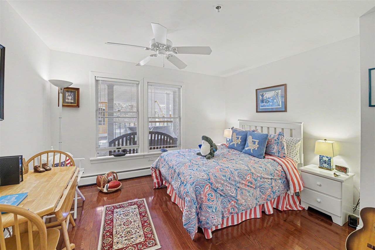301 Michigan Avenue Unit: #8