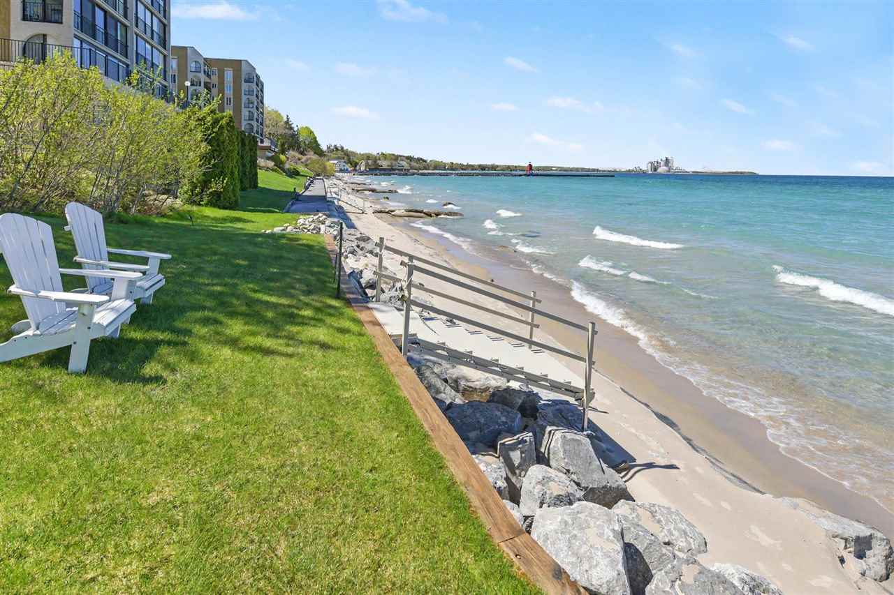 301 Michigan Avenue Unit: #8