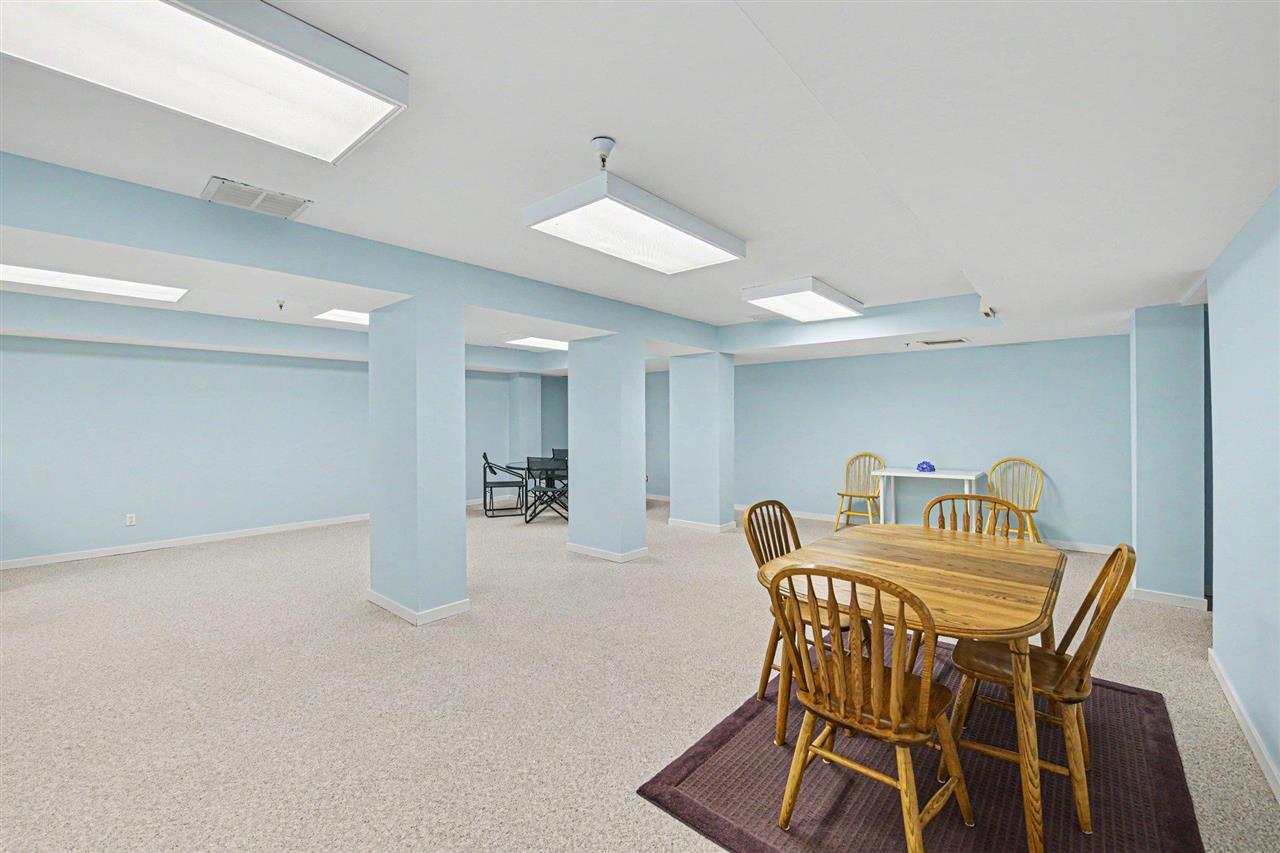 301 Michigan Avenue Unit: #8